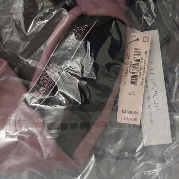 🥀SOLD ON MERCARI🥀 NEW VICTORIA'S SECRET OPEN BACK HIGH NECK PINK SPORTS BRA - Picture 8 of 9